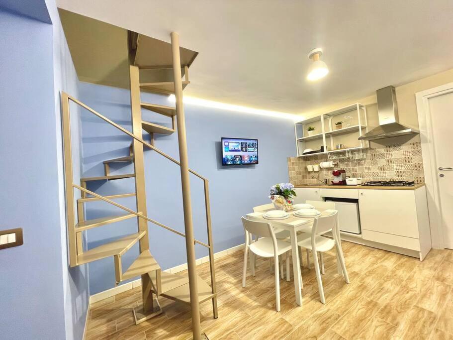 Isabel Suite Naples Luaran gambar