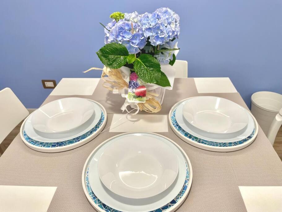 Isabel Suite Naples Luaran gambar