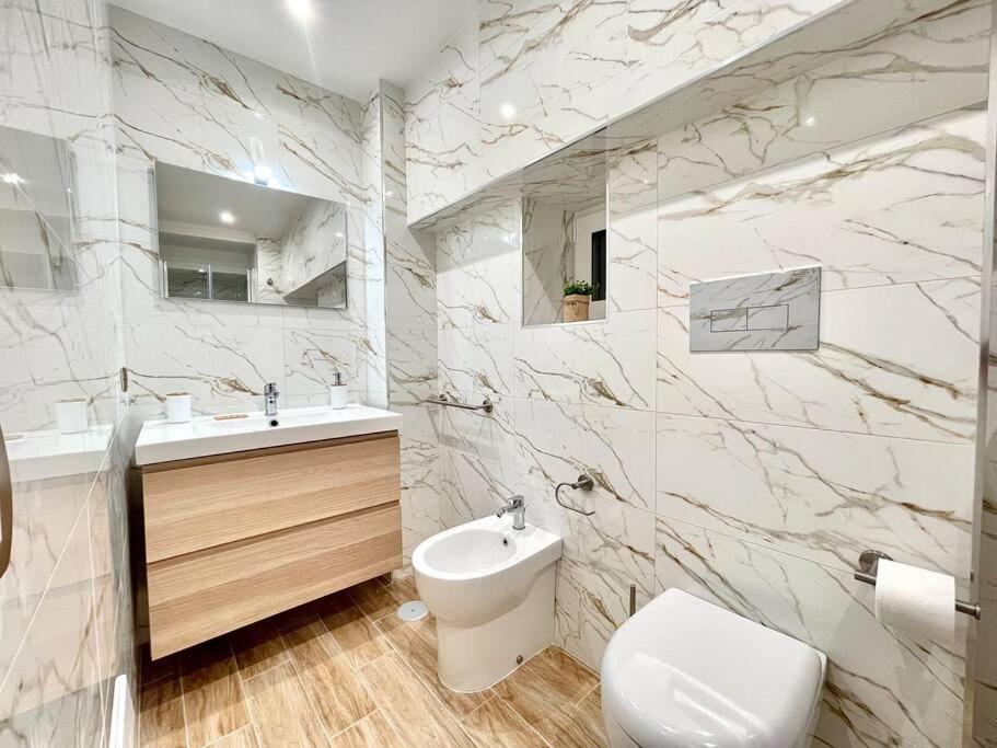 Isabel Suite Naples Luaran gambar