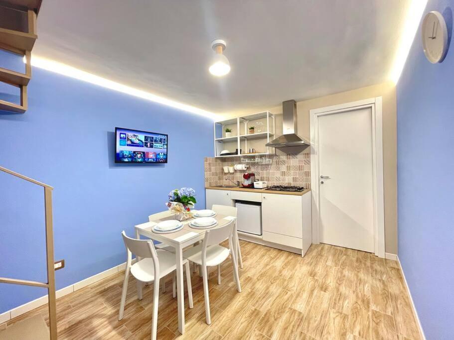 Isabel Suite Naples Luaran gambar