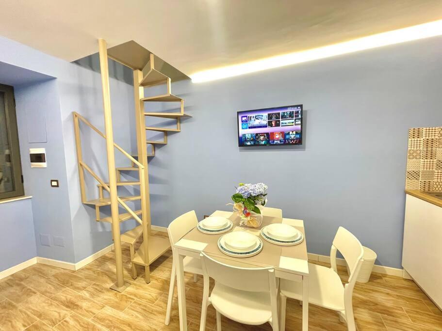 Isabel Suite Naples Luaran gambar