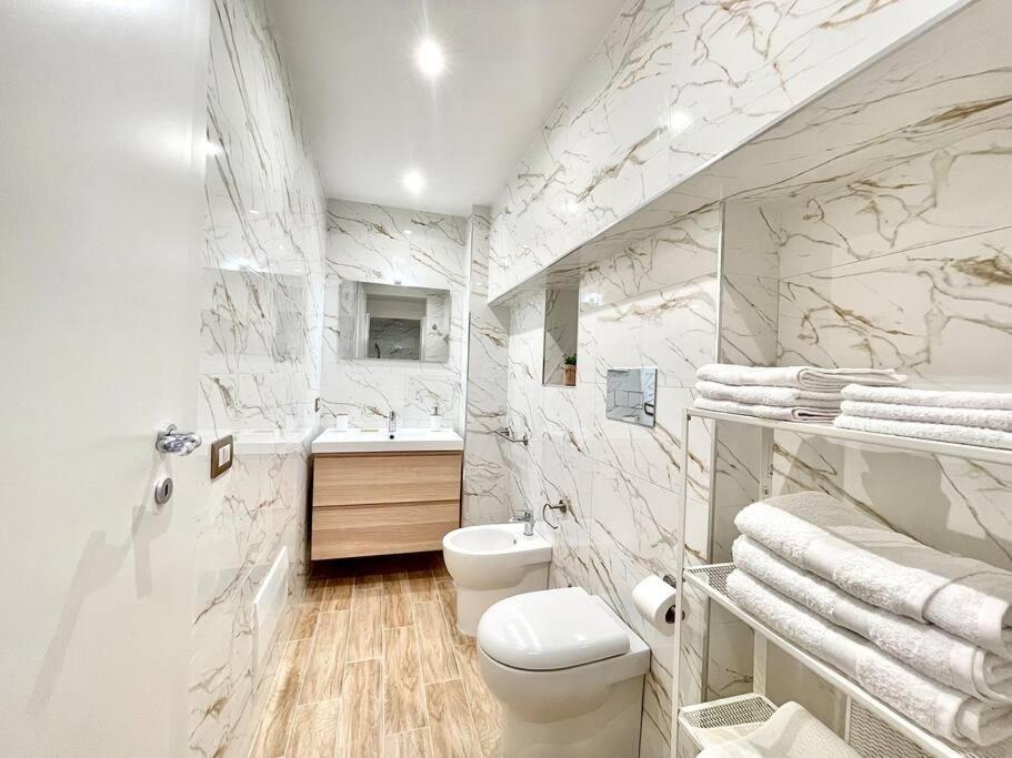 Isabel Suite Naples Luaran gambar