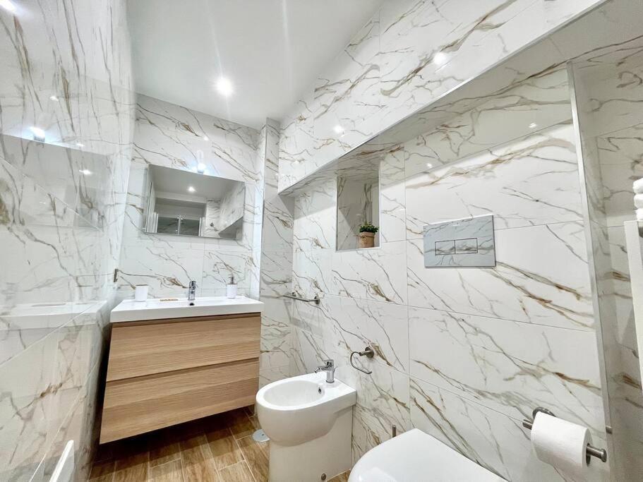 Isabel Suite Naples Luaran gambar