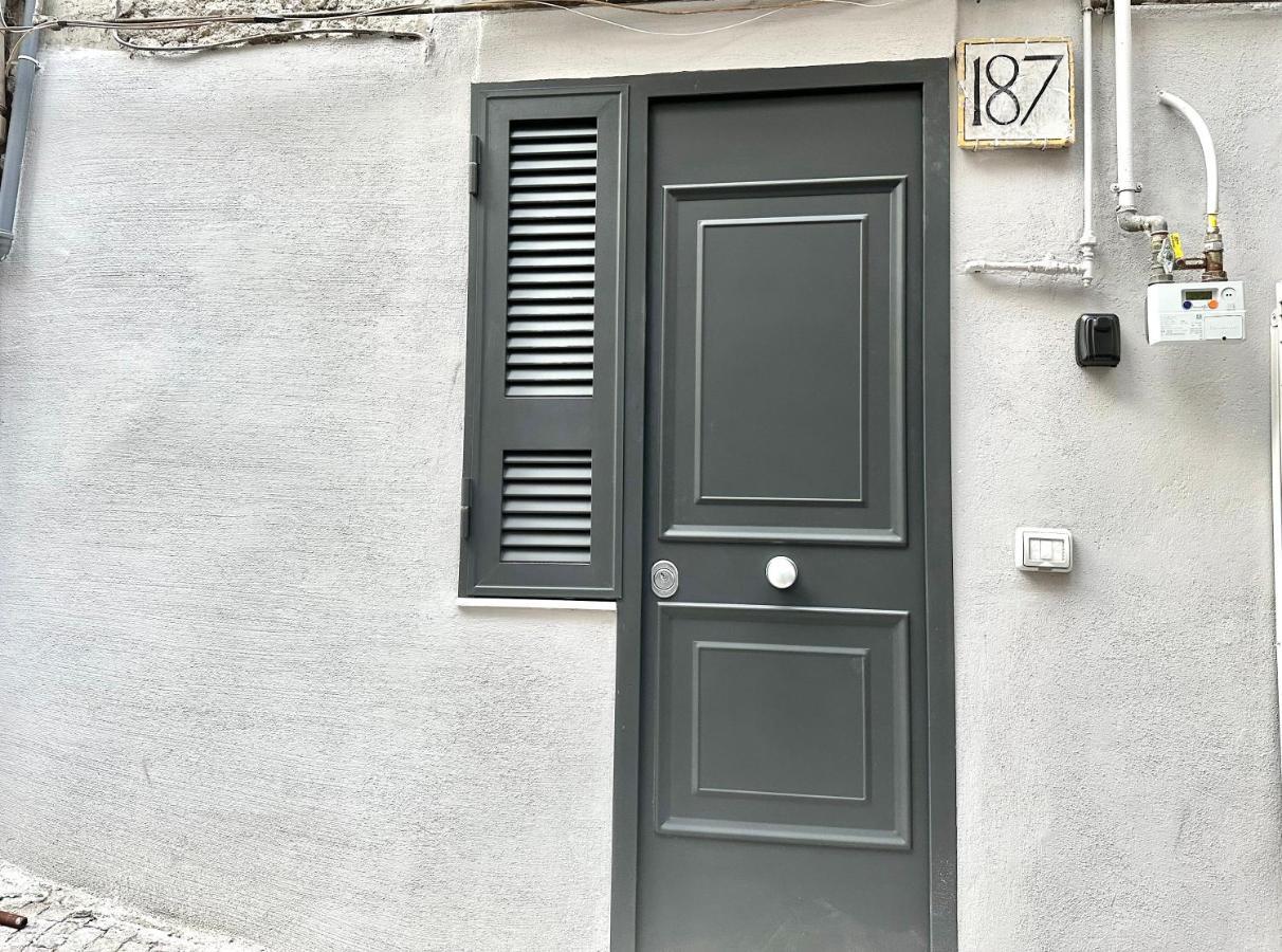 Isabel Suite Naples Luaran gambar