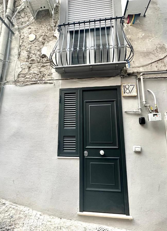 Isabel Suite Naples Luaran gambar